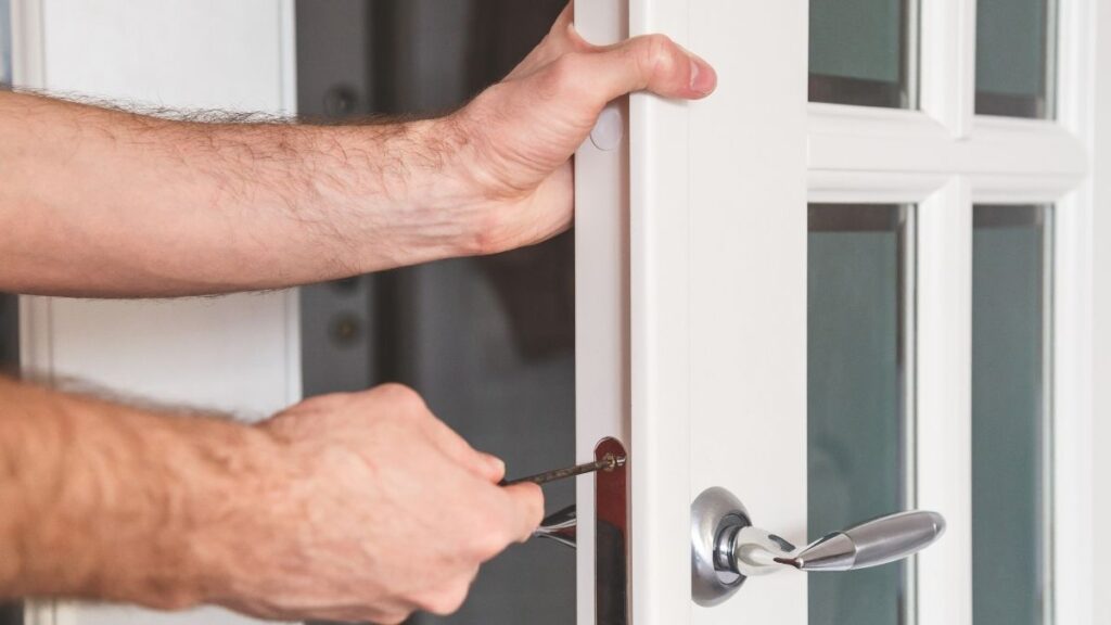 türschloss dreht nicht mehr