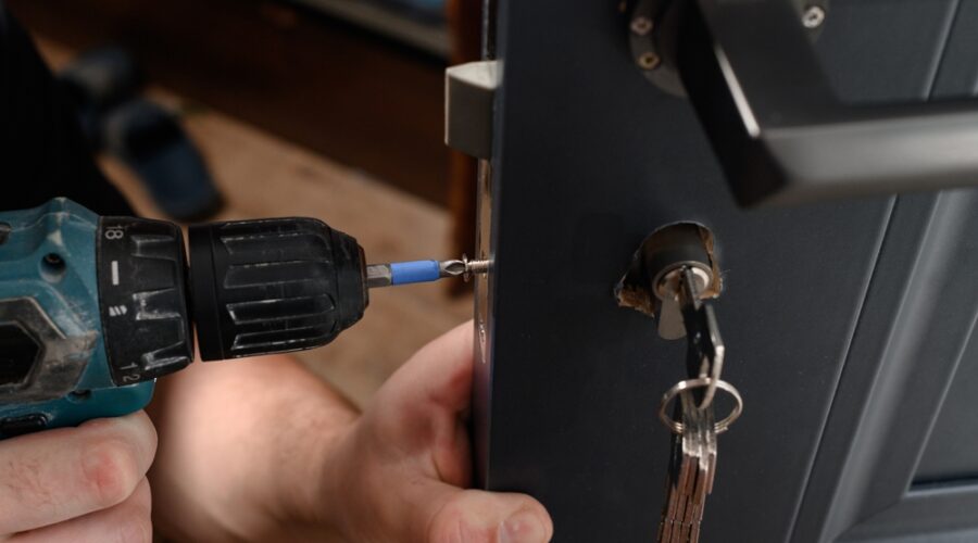 Haustürschloss austauschen Handwerker