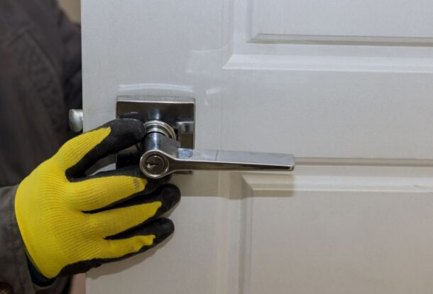 türschloss dreht nicht mehr